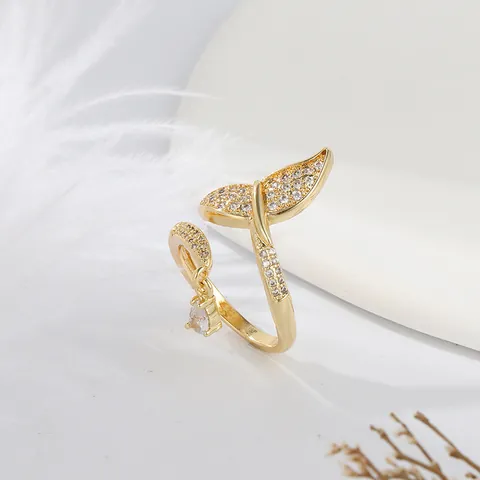 Creativo Anillo Abierto de Cola de Pez de Cobre Chapado en Oro Real para Mujer Personalizado Diamantes de Imitación Micro Incrustaciones Anillo Ajustable Joyería Regalo