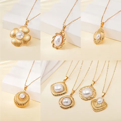 Stainless Steel Artificial Pearl Pendant Necklace 18K Gold Plated French Vintage Floral Heart Sun Shape Jewelry For Women