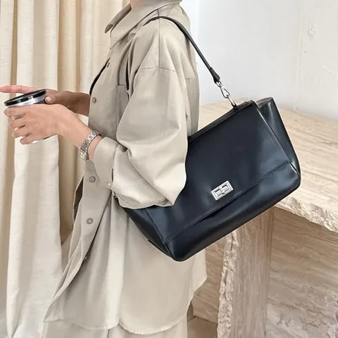 Genuine Split Bovine Leather Messenger Bag Large Capacity Shoulder Bag With Metal Lock Flap Satchel Bag For Women Daily Work