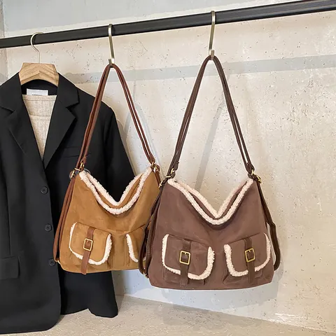 Borsa a Tracolla in Nylon con Bordo in Peluche Sintetico per Donna Grande Capacità Retro Korean Ins Borsa Tote Zaino con Doppie Tasche Frontali