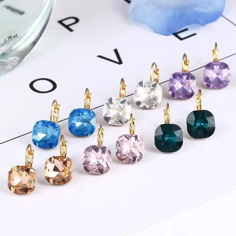 Lässige Süße Klassische Stil Quadratische Einlage Kupfer Glas 18k Vergoldete Ohrringe