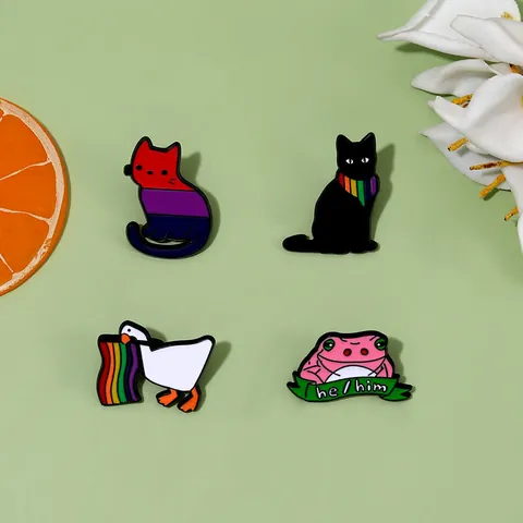 Creatieve Cartoon Dier Legering Emaille Broche Schattige Zwarte Kat Witte Gans Regenboog Vlag Badge Kleding Tas Decoratie Pin Sieraden