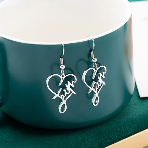 Boucles d'Oreilles Pendantes Minimalistes en Acier Inoxydable Coeur Creux Croix pour Femmes Faith Amazing Grace Bijoux de Mode