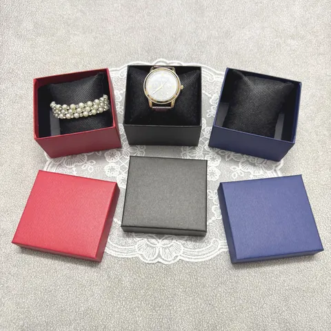 Klassische Gestreifte Karton Schmuck Geschenkbox Für Uhren Elegantes Quadratisches Verpackungsdisplay Mit Deckel Und Innenkissen
