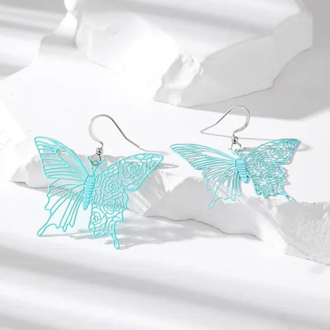 Hohle Schmetterling Ohrhänger Bunte Eisenblech Rosenmuster Große Tier Anhänger Galvanisierter Schmuck Für Damen