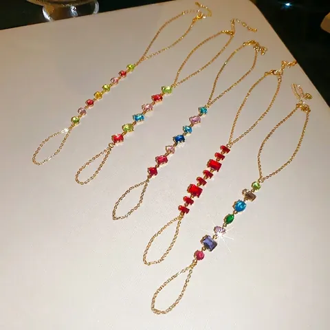 Mode Zirconia Multicolore Géométrique Carré Bracelet Relié à une Bague Pour Femmes Cuivre Plaqué Or Bracelet de Main Bijoux
