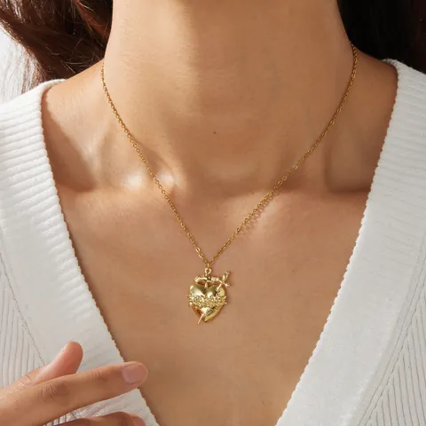 Gothic 304 Stainless Steel Gold Plated Heart Rose Sword Pendant Necklace For Women Retro Sacred Heart Floral Jewelry