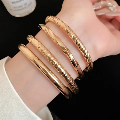 Europese Amerikaanse Stijl Metalen Gladde Ronde Open Manchet Armband Elegant Luxe Verstelbaar Goud Zilver IJzeren Armband Sieraden Voor Vrouwen