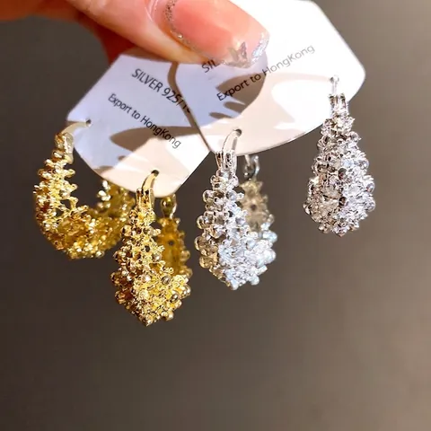 French Vintage Hollow Round Flower Basket Hoop Earrings For Women Alloy Rhinestone Light Luxury Gold Silver Plated Jewelry