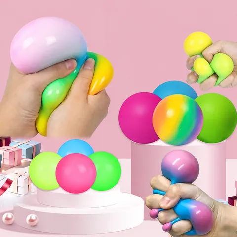 Regenboog Knijpspeeltje Stressverlichting Bal Fidget Toy TPR Zachte Sensorische Drukontlading Bal Meel Gevuld Regenboog Kraal Speelgoed Voor Kinderen Volwassenen