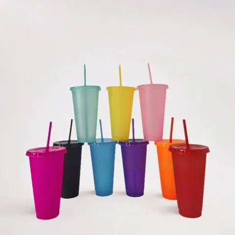 Bicchiere con Cannuccia in Plastica di Grande Capacità Riutilizzabile Glitterato Con Coperchio Bottiglia d'Acqua Semitrasparente Per Bevande Fredde
