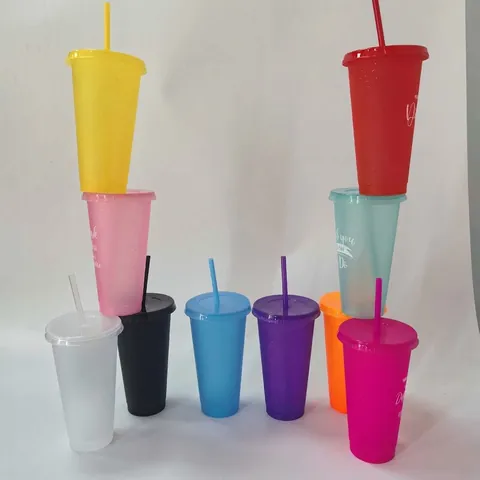 Large Capacity Plastic Straw Cup Reusable Glitter Tumbler With Lid Semi Transparent Water Bottle For Cold Drinks Travel Mug