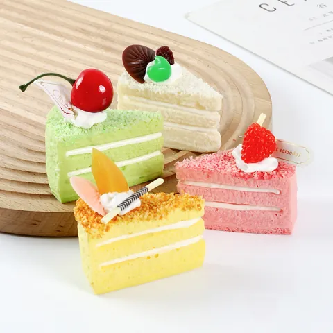Modello di Torta Mousse Triangolare in PU Simulazione Rimbalzo Lento Giocattolo Antistress Cibo Artificiale Display Dessert per Ufficio Casa