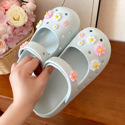 Sweet Daisy Resin Shoe Charms DIY Floral Clog Decorations For Sandals Cute Flower Decorative Buckles For Clogs