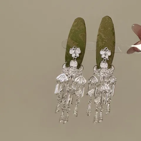 Chinese Style Vintage Iron Tassel Hair Clip With Bells Green Leaf Floral Swallow Pattern Elegant Snap Clip For Women Hair Jewelry