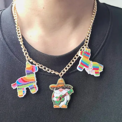 Mexikanische Cinco De Mayo Fiesta Halskette Acryl Anhänger Goldfarbene Kette Chili Pinata Sombrero Tequila Flasche Maracas Festival Party Damen Schmuck