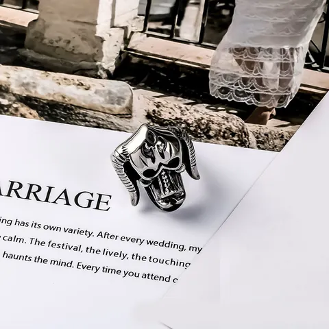 Vintage Stainless Steel Goat Head Skull Monster Ring For Men Punk Gothic Baphomet Horn Biker Jewelry Fashion Finger Ring