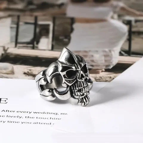 Anello Teschio Gotico Vintage per Uomo Acciaio Inossidabile Gioielli Punk Rock Biker Metallo Lucidato Invecchiato Accessorio