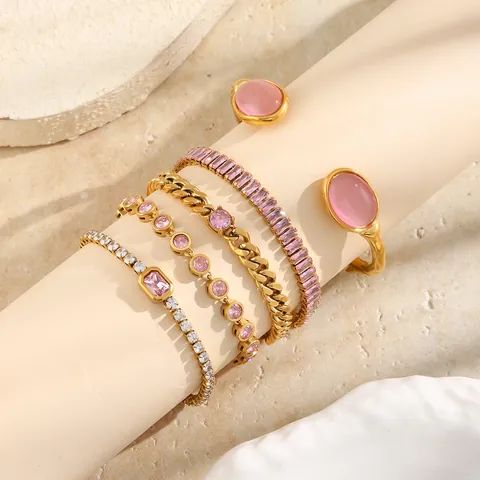 Bracciale in Acciaio Inossidabile Placcato Oro 18K con Strass Rosa Trama Martellata Bracciale Rigido Cubano per Donna Gioielli