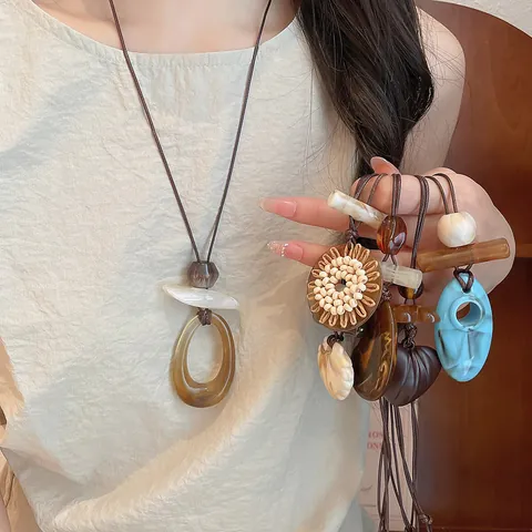 Collar Con Colgante Geométrico de Resina Vintage para Mujer Cadena Larga de Suéter Retro Joyas Con Cordón de Cuero