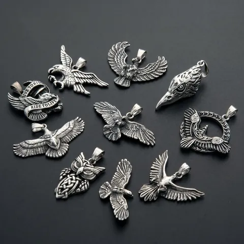 Pendentif Aigle en Acier Inoxydable Vintage Collier Homme Gothique Punk Hibou Ailes de Rapace Argent Antique Bijoux Cadeau