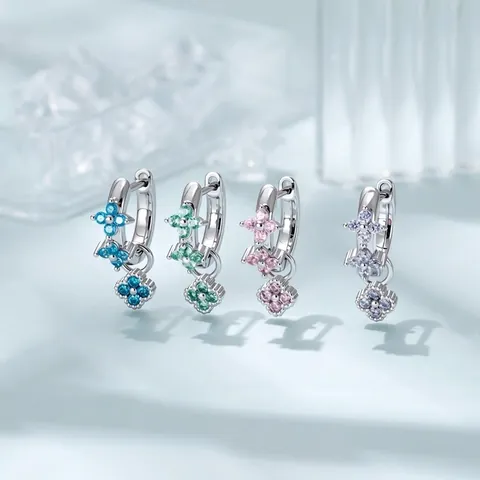 Minimalista Cobre Circonia Flor Pendientes de Botón Para Mujeres Lujo Ligero Joyas de Piercing Pieza Única Trébol Pendientes de Aro Huggie