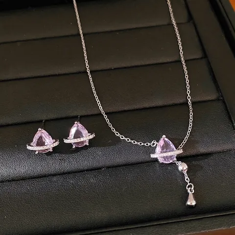 Set di Collana con Pendente e Orecchini a Lobo Zirconia Goccia d'Acqua Pianeta Saturno per Donna Rame Lusso Strass Gioielli Regalo Argento