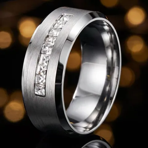 Bague pour Homme en Acier au Titane Argent Brossé Design de Niche Incrustée de Strass Style Ins Bijoux Minimalistes Cadeau