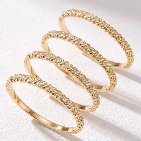 Stainless Steel Rhinestone Hinge Bracelet For Women European INS Style Light Luxury Gold Silver Geometric Oval Bangle Jewelry Gift