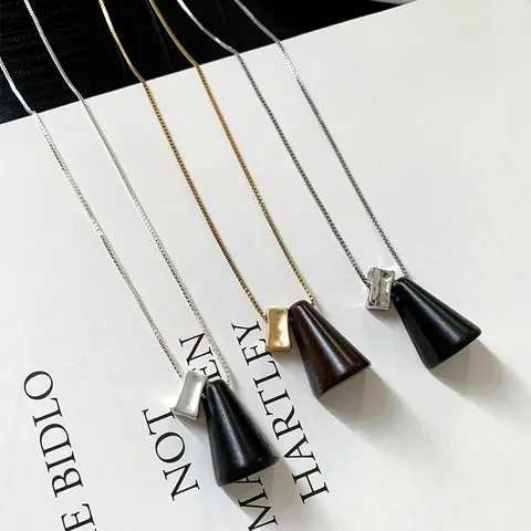 Collana Con Ciondolo Circolare in Legno Stile Coreano Minimalista Catena Lunga da Maglione Gioielli Geometria Vintage per Donna