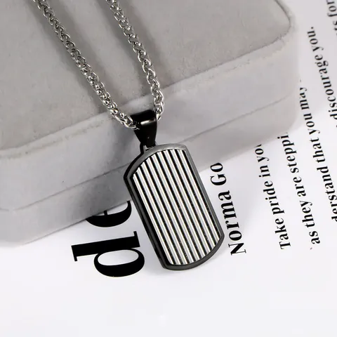 Collier Plaque Militaire Industrielle en Acier Inoxydable pour Hommes Pendentif Minimaliste à Rayures Verticales Noir Argent Bijoux Punk