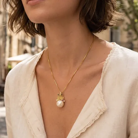 Mode Krone Süßwasserperle Anhänger Halskette Kupfer 18K Vergoldet Bunter Zirkonia Eingelegt Boxkette Schmuck Für Damen