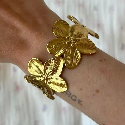 Vintage Europäischer Stil Offener Metallarmreif Übergroßes Blumendesign Edelstahl Armband Nicht Verblassender Schmuck Für Damen
