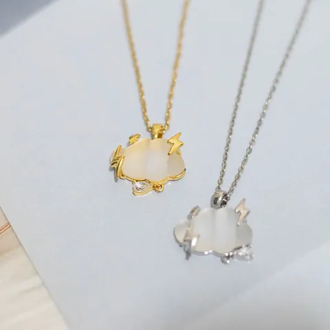 Niche Design Copper Cloud Lightning Pendant Necklace Rhinestone Raindrop Clavicle Chain Gold Silver Plated Women Jewelry
