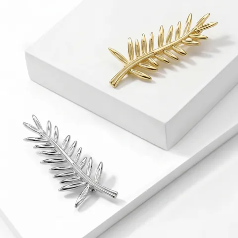 Élégante Broche Feuille en Alliage avec Strass pour Femmes Style Coréen Branche de Plante Épingle de Revers Accessoires Costume