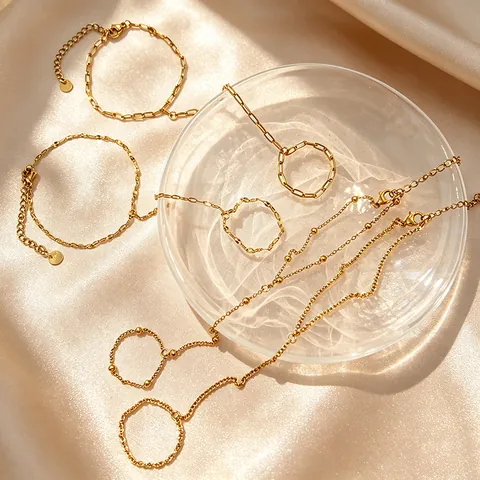 Bracciale a Mano in Acciaio Inossidabile Placcato Oro per Donna Catena Minimalista a Mano con Anello Gioielli Boho Regalo