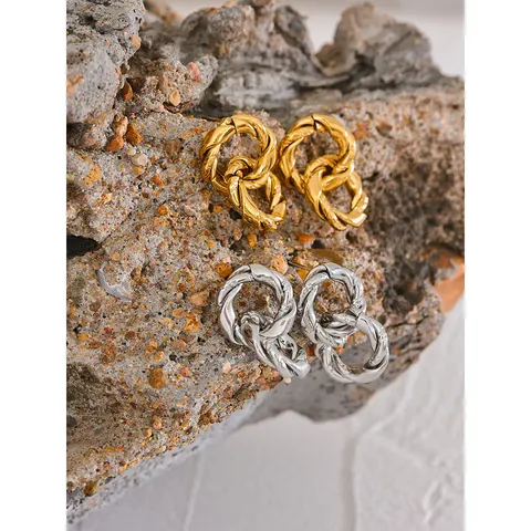 Stainless Steel Twisted Double Hoop Earrings Minimalist Geometric Interlocking Circle Stud Earrings For Women Fashion Jewelry Gift