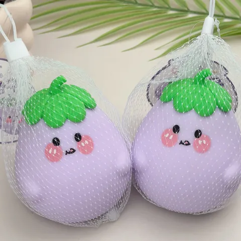 Jouet Squishy Aubergine de Dessin Animé Mignon TPR Légume Simulé Jouet à Presser pour Soulagement du Stress Jouet de Décompression Unisexe
