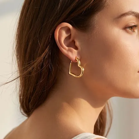 Minimalist Hollow Heart Hoop Earrings For Women Vintage Sweet Style Silver Plated Copper Gold Silver Daily Jewelry