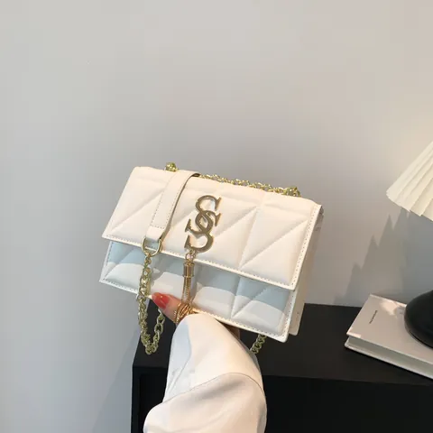 Bolso de Mano Pequeño Cuadrado de Cuero PU Acolchado Retro para Mujer Con Correa de Cadena Dorada Logo de Metal Borla