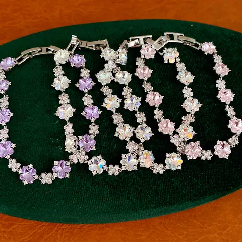 Pulsera de Flores de Cobre y Circonia de Lujo para Mujer Cadena Floral Elegante Incrustada con Strass Brillantes Joyería Mano