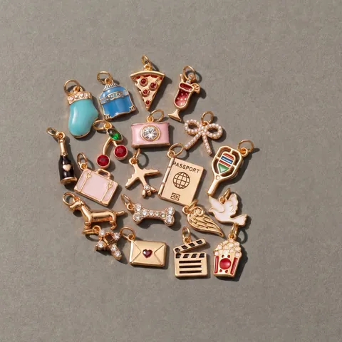 Fashion Copper 18K Gold Plated Enamel Charms Cartoon Pizza Airplane Heart Rhinestone Pendant For DIY Jewelry Making Shoes Decoration Accessories