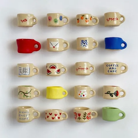 Ciondolo a Forma di Mini Tazza Minimalista in Acciaio Inossidabile Placcato Oro 18K Charms a Forma di Tazza Stampata per Creazione di Collane e Bracciali Gioielli Donna