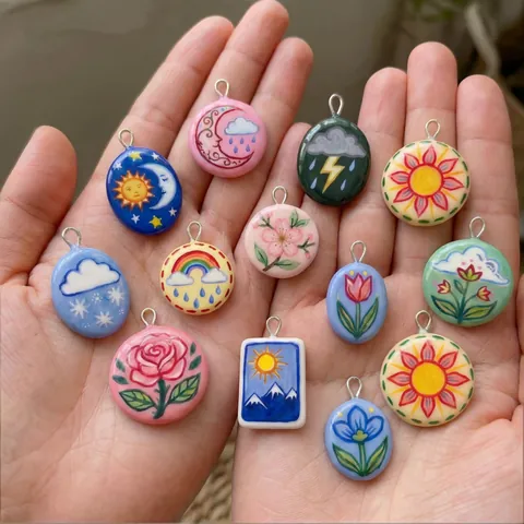 Vintage Alloy Sun Moon Stars Weather Flower Pendant Charms Rainbow Rose Tulip Hand Painted DIY Jewelry Making Accessory For Necklace Keychain Women