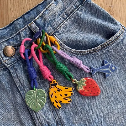 Tropical Style Monstera Leaf Banana Strawberry Shark Alloy Pendant Braided Rope Carabiner Keychain Bag Accessory For Women