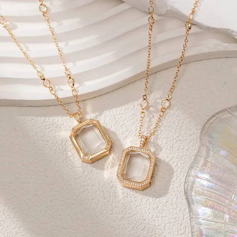 Fashion Light Luxury Square Openable Locket Pendant Necklace DIY Copper Rhinestone Glass Clavicle Chain For Women Jewelry