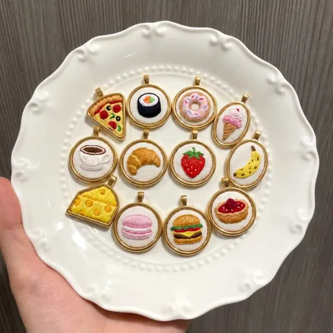 Ins Nordic Stainless Steel Embroidery Food Series Pendant Pizza Sushi Donut Ice Cream Pendant Only DIY Jewelry Accessories