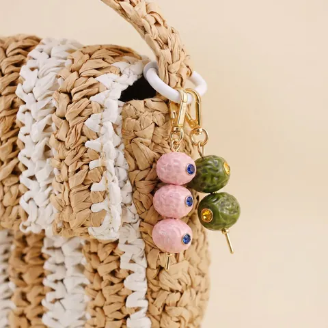Legierung Frucht Taschenanhänger Luxus Vergoldet Olive Erdbeere Strass Verziertes Zubehör Für Damen Handtasche Schlüsselanhänger