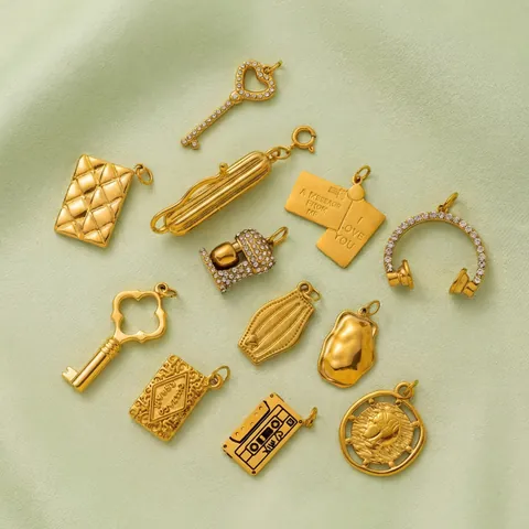 Vintage Lucky Element Διακοσμητικά Κορδονιών Χάλκινα Επιχρυσωμένα Καρδιά Κλειδί Φάκελος Ταινία Μενταγιόν Για Πάνινα Παπούτσια Διακόσμηση Κοσμημάτων DIY