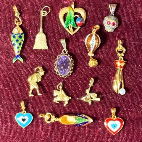 Pendentif en Cuivre de Style Vintage Européen Américain Plaqué Or Émail Cœur Poisson Balai Accessoires de Collier DIY pour Femmes